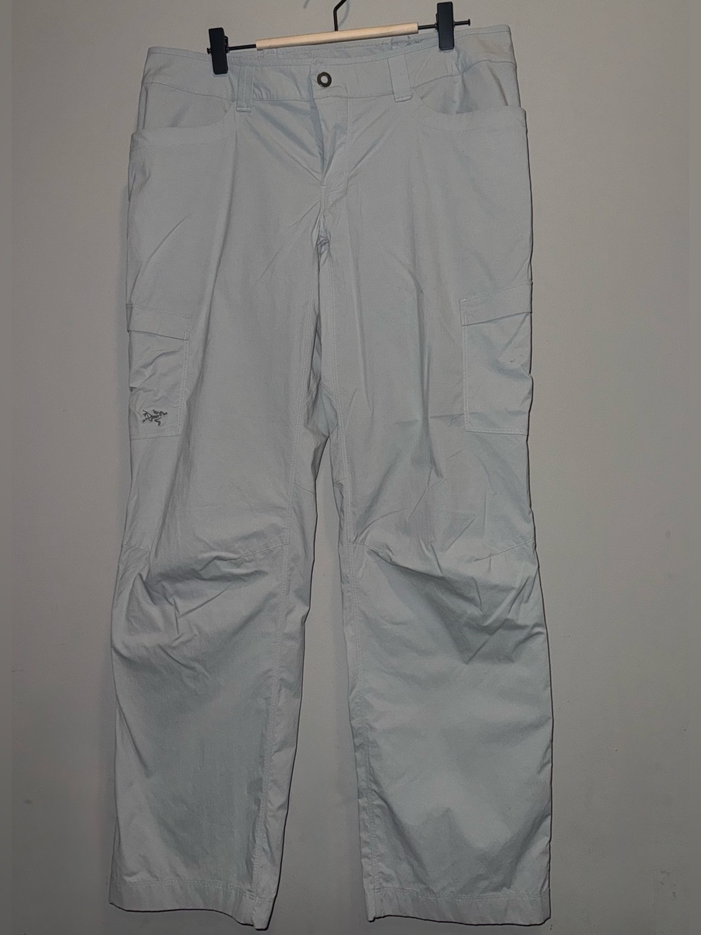 Arc'teryx Grey Lightweight Technical Hiking Cargo Pants Size 14 Inseam 32